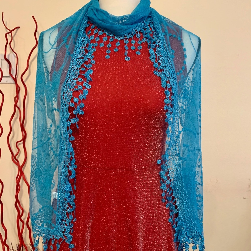 Light weight scarf